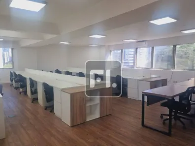 Sala Comercial para venda ou aluguel, 204m² no Cidade Monções, São Paulo