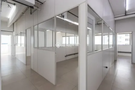 Sala Comercial para alugar, 340m² no Centro Histórico, Porto Alegre