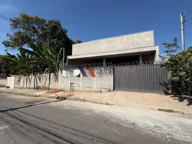 Galpão/Depósito/Armazém para alugar, 340m² no Santa Lúcia, Betim