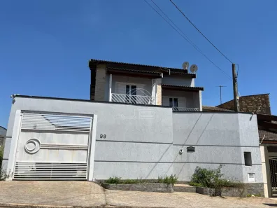 Sobrado com 3 Quartos à venda, 252m² no Jardim Residencial Veccon, Sumaré