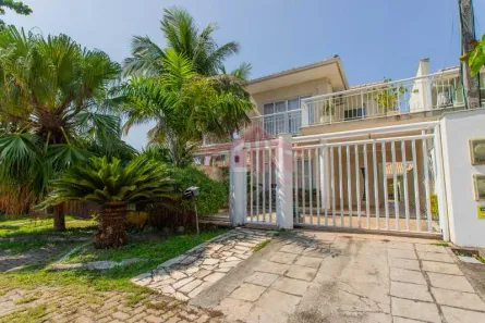 Casa com 3 Quartos à venda, 140m² no Camboinhas, Niterói