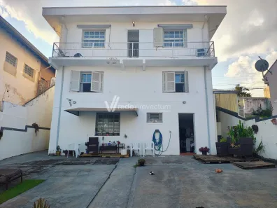 Casa com 5 Quartos à venda, 261m² no Vila Nogueira, Campinas