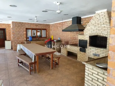 Fazenda/Sítio com 3 Quartos à venda, 400m² no Centro, Itapetininga