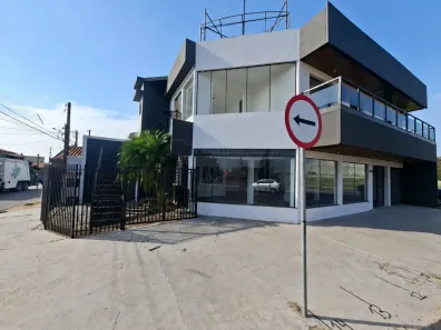 Sobrado com 3 Quartos para alugar, 196m² no Jardim São Lourenço, Limeira