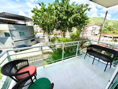 Casa com 5 Quartos à venda, 274m² no Jardim Sulacap, Rio de Janeiro