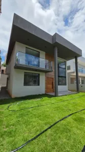 Casa de Condomínio com 5 Quartos à venda, 230m² no Portão, Lauro de Freitas