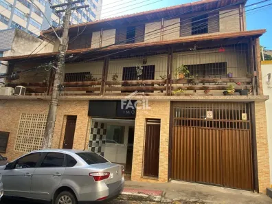 Casa com 6 Quartos à venda, 300m² no Centro, Vitória