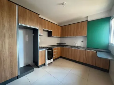 Apartamento com 3 Quartos para alugar, 104m² no Centro, Cascavel