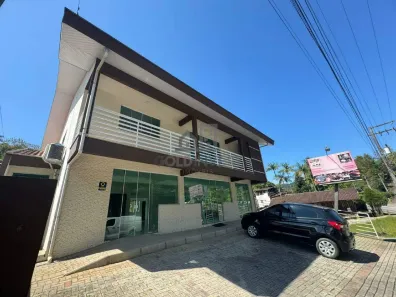 Sala Comercial para alugar, 167m² no Souza Cruz, Brusque