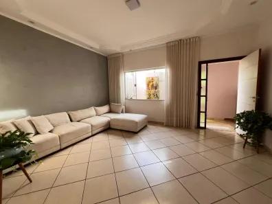 Casa com 3 Quartos à venda, 196m² no Jardim Boa Esperança, Franca