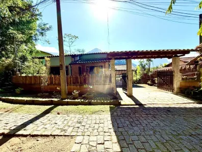 Casa de Condomínio com 3 Quartos à venda, 130m² no Limoeiro, Guapimirim