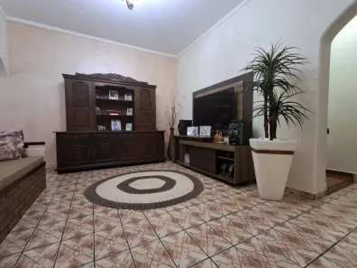 Casa com 4 Quartos à venda, 150m² no Núcleo Residencial Beija-Flor, Bauru