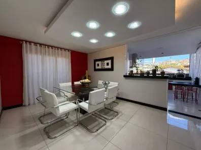 Casa com 5 Quartos à venda, 256m² no Diamante (Barreiro), Belo Horizonte