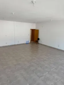 Sala Comercial para alugar, 51m² no Jardim Altos de Santana I, Jacareí