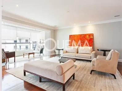 Apartamento com 3 Quartos para alugar, 320m² no Vila Uberabinha, São Paulo