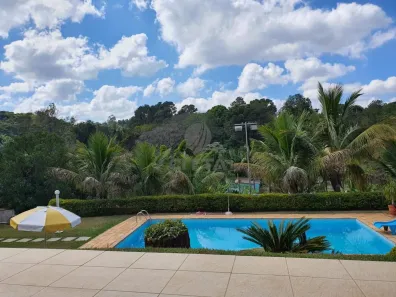 Fazenda/Sítio com 4 Quartos à venda, 220m² no Chácara Nova Essen, Campo Limpo Paulista