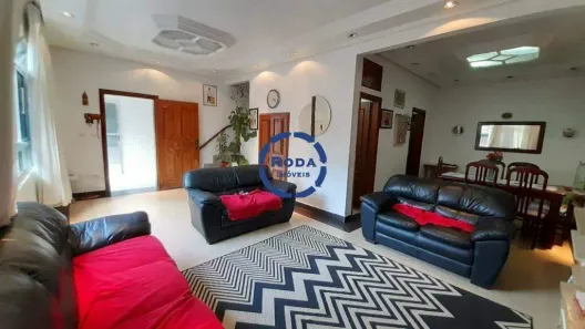 Sobrado com 3 Quartos à venda, 163m² no Marapé, Santos
