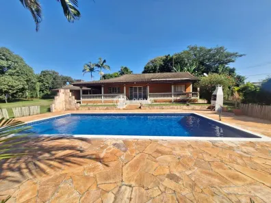 Fazenda/Sítio com 4 Quartos à venda, 242m² no Iate Clube de Campinas, Americana