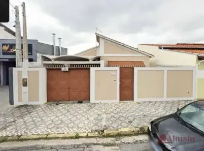 Casa com 3 Quartos à venda, 190m² no Jardim Santa Clara, Taubaté