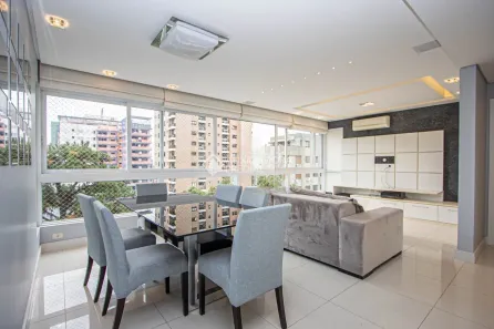 Apartamento com 3 Quartos para alugar, 112m² no Petrópolis, Porto Alegre