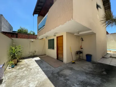 Casa com 2 Quartos à venda, 92m² no Vila São Jorge, Nova Iguaçu