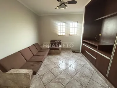 Casa com 3 Quartos para alugar, 127m² no Água Branca, Piracicaba