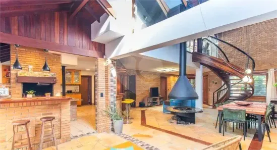 Casa com 4 Quartos para alugar, 420m² no Vila Jardim, Porto Alegre