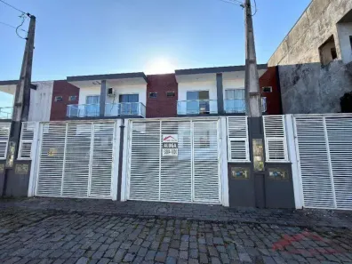 Sobrado com 2 Quartos para alugar, 65m² no Boa Vista, Joinville