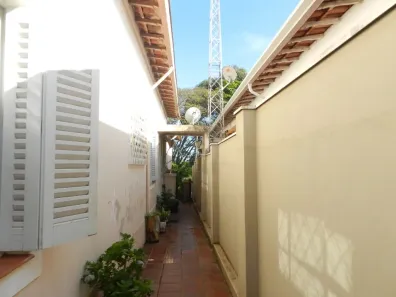Casa com 3 Quartos à venda, 260m² no Centro, Vinhedo