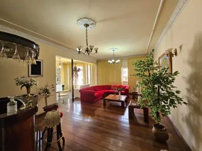 Casa com 3 Quartos para alugar, 150m² no Morin, Petrópolis