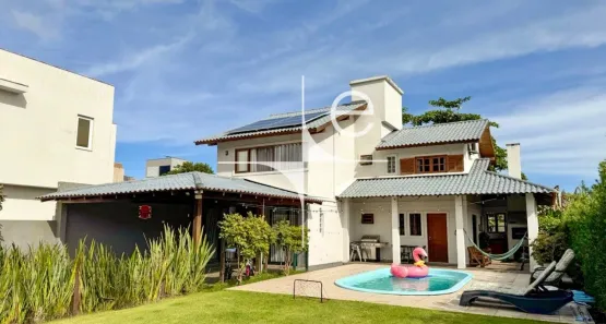 Casa com 3 Quartos para alugar, 244m² no Jurerê, Florianópolis