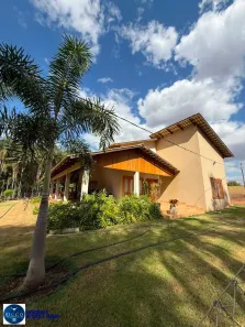 Fazenda/Sítio com 3 Quartos à venda, 3m² no Setor Central, Itaguari