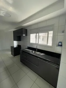 Apartamento com 3 Quartos para alugar, 131m² no Calhau, São Luís
