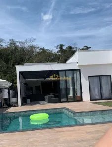 Casa com 4 Quartos à venda, 275m² no Extensão do Bosque, Rio das Ostras