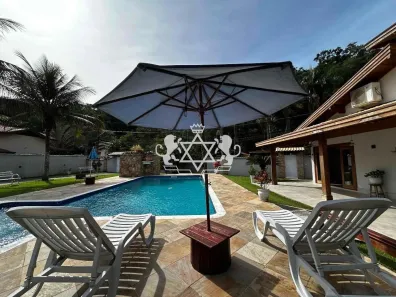 Sobrado com 3 Quartos à venda, 321m² no Mar Verde, Caraguatatuba