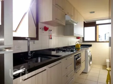 Apartamento com 2 Quartos à venda, 88m² no Centro Histórico, Porto Alegre