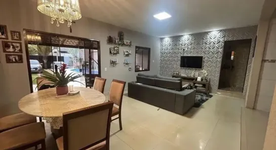 Casa com 3 Quartos à venda, 600m² no Riacho Fundo I, Brasília