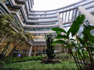 Sala Comercial à venda, 72m² no Vila Andrade, São Paulo