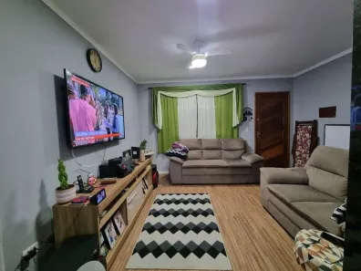 Casa com 2 Quartos à venda, 68m² no Vila Voturua, São Vicente