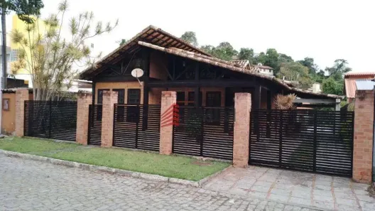 Casa de Condomínio com 3 Quartos à venda, 230m² no Baldeador, Niterói