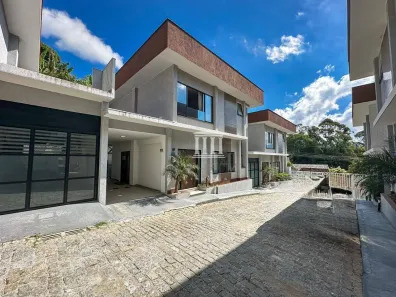 Casa de Condomínio com 4 Quartos à venda, 158m² no Várzea, Teresópolis