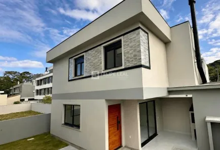 Sobrado com 2 Quartos à venda, 104m² no Ribeirão da Ilha, Florianópolis