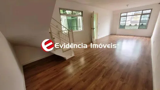 Sobrado com 3 Quartos à venda, 175m² no Parque Jaçatuba, Santo André