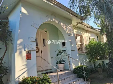Casa com 2 Quartos à venda, 240m² no Cristal, Porto Alegre