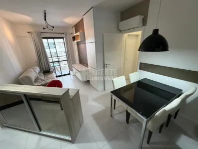 Apartamento com 2 Quartos para alugar, 94m² no Itacorubi, Florianópolis