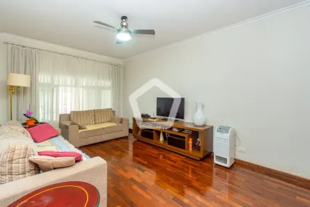 Casa com 3 Quartos à venda, 160m² no Jardim Aeroporto, São Paulo