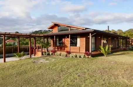 Fazenda/Sítio com 3 Quartos à venda, 5000m² no , Imaruí