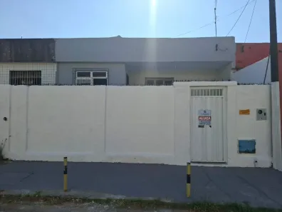 Casa com 1 Quarto para alugar, 83m² no Antônio Bezerra, Fortaleza
