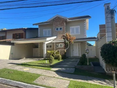Casa de Condomínio com 4 Quartos para alugar, 335m² no São Paulo II, Cotia