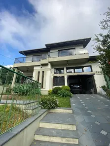 Casa com 3 Quartos à venda, 360m² no Floresta, Caxias do Sul